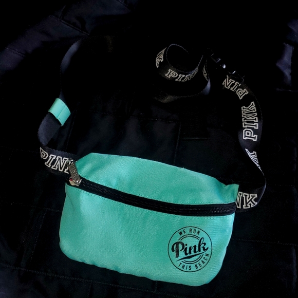 PINK fanny pouch - Picture 1 of 1